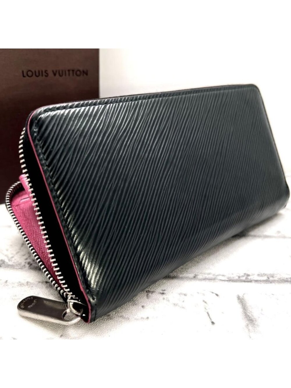 Louis Vuitton Epi Zippy Wallet Black